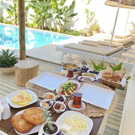 Melekaki Alaçatı Otel Çeşme