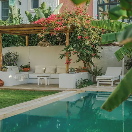Otel Melekaki Alaçatı 2*