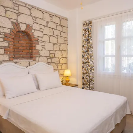 Melekaki Alaçatı Hotel 2*