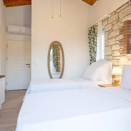 Melekaki Alacati Çeşme